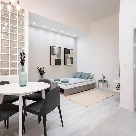 Kl31 - Best Location - Elegant Historic Residence By Bqa Budapest Esterno foto
